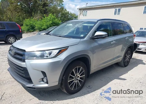 2017 Toyota Highlander Se из США, поврежденный, VIN 5TDJZRFH2HS361282